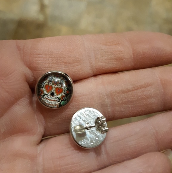 New Day of the Dead Sugar Skull Glass Cabochon Silver Stud Earrings. - Picture 3 of 3
